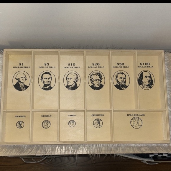 Melissa & Doug Other - Melissa & Doug Money Counting Tray from the Play Money Set 💵